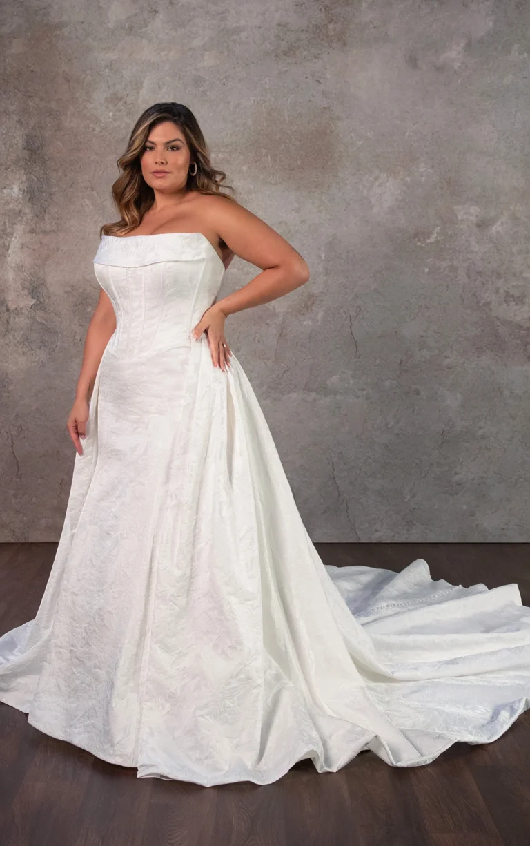 Glamour suknia ślubna bez ramiączek typu fit & flare z odpinaną spódnicą wierzchnią