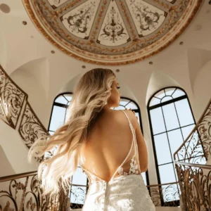 Luksusowa koronkowa suknia ślubna typu fit & flare – 7519, dodatkowe ujęcie 2