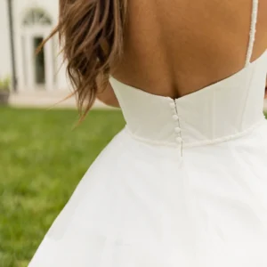 Nowoczesna księżniczkowa suknia balowa z gorsetem w stylu corset – 7817, dodatkowe ujęcie 2