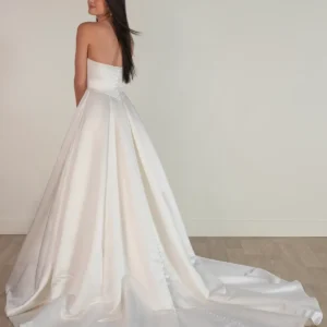Elegancka satynowa suknia ślubna balowa bez ramiączek – SY8084, dodatkowe ujęcie 1