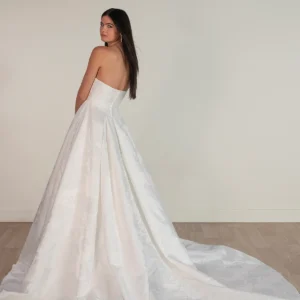 Elegancka satynowa suknia ślubna balowa bez ramiączek – SY8084, dodatkowe ujęcie 3